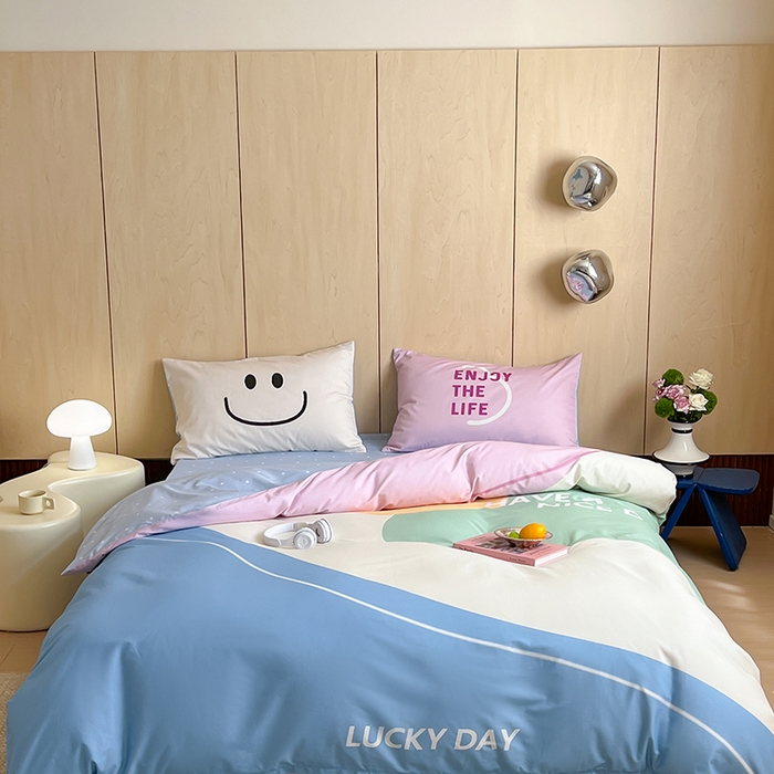 91家纺网 家纺一手货源 找家纺 2024新款40S设计师款全棉大版趣味印花系列四件套 美妙