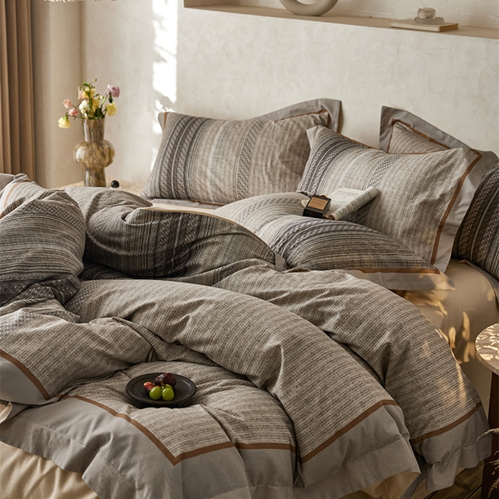 91家纺网 家纺一手货源 找家纺 2024新款全棉磨毛数码印花系列四件套 林音