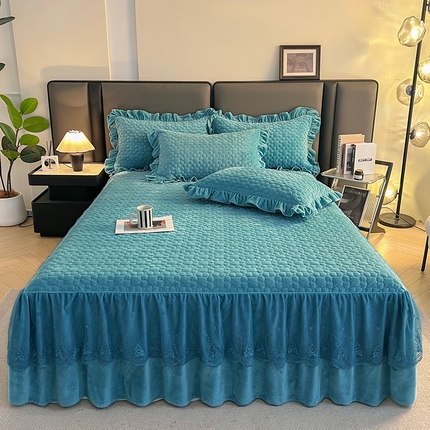 91家纺网 家纺一手货源 找家纺 （总）2024新款A类柔暖婴儿绒夹棉床裙三件套-倾世温柔