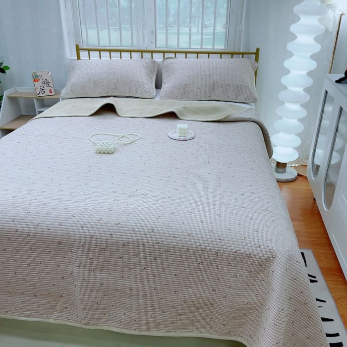 91家纺网 家纺一手货源 找家纺 2024新款棉加绒双面两用四季款床盖三件套 芍药卡