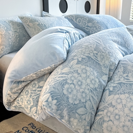 91家纺网 家纺一手货源 找家纺 （总）2024新款A类双色立体浮雕牛奶绒加厚四件套