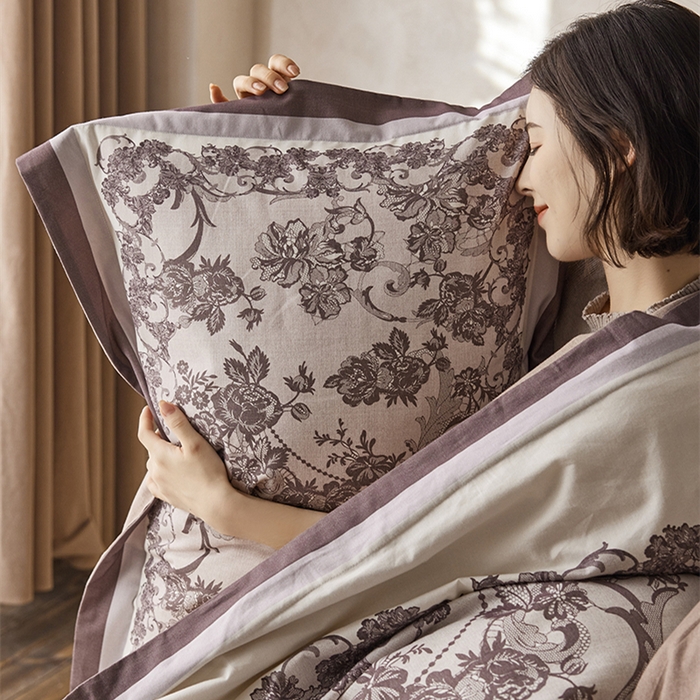 91家纺网 家纺一手货源 找家纺 2024新款全棉磨毛数码印花系列四件套 稚茶-咖