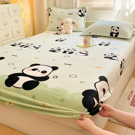 91家纺网 家纺一手货源 找家纺 川悦生活 2024新款加厚牛奶绒印花单床笠 床笠熊猫乐园