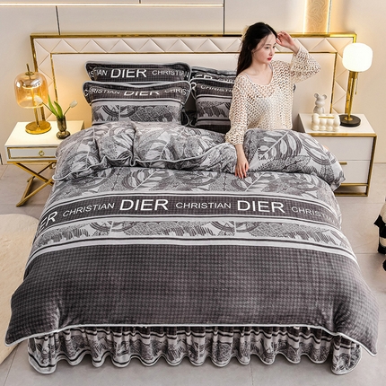 91家纺网 家纺一手货源 找家纺 绒品荟家纺 2025新款牛奶绒四件套 帝尔花园