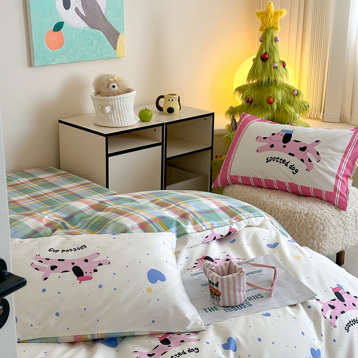 91家纺网 家纺一手货源 找家纺 2024新款40支13372全棉数码大版趣味系列四件套 跳跃狗狗