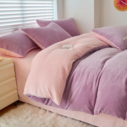 晨曦 2024秋冬新品ins简约风牛奶绒双拼四件套 糯糯紫粉