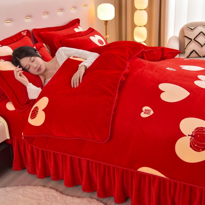 91家纺网 家纺一手货源 找家纺 晚静家纺 2024新款8.5斤牛奶绒金貂法莱绒床裙款保暖绒四件套 欣喜南瓜