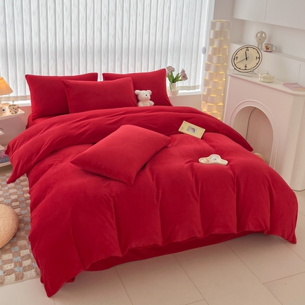 言熙居 2024新款纯色双拼30克8一9斤牛奶绒四件套 亮红