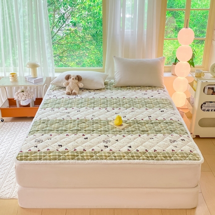 91家纺网 家纺一手货源 找家纺 （总）正邦家纺 2024新款牛奶绒床垫小清新加厚床褥保暖宽包边可机洗床护垫床褥