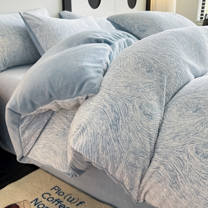 91家纺网 家纺一手货源 找家纺 （总）2024新款A类双色立体浮雕牛奶绒加厚四件套