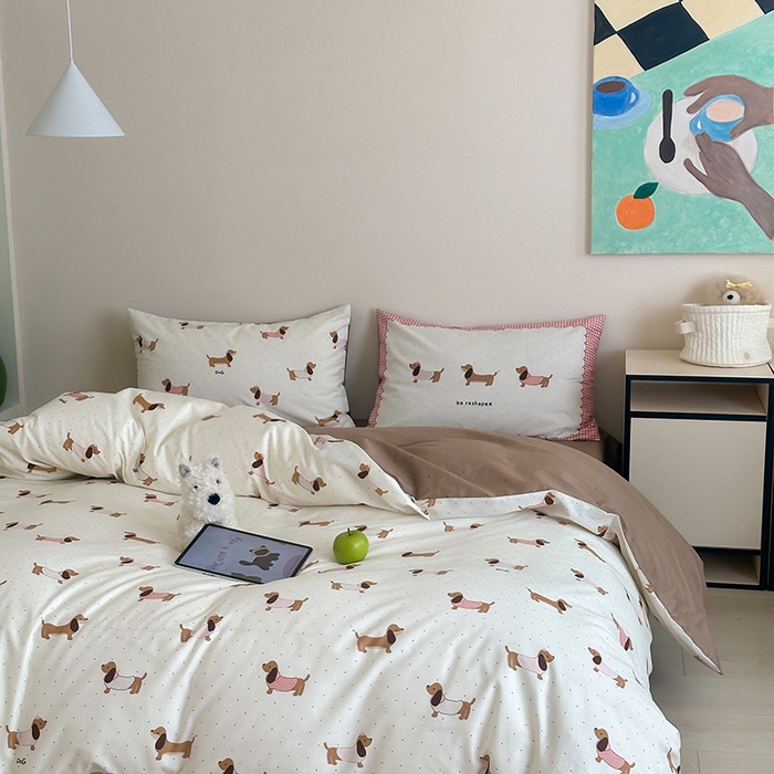 91家纺网 家纺一手货源 找家纺 2024新款40支13372全棉数码大版趣味系列四件套 狗狗派对