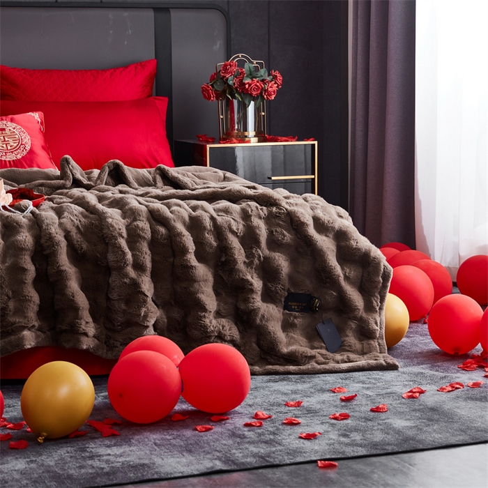 91家纺网 家纺一手货源 找家纺 2025新款仿皮草摩登艺术毛毯毯子子家用毛毛毯毯子四季盖毛毯毯子 艺术咖