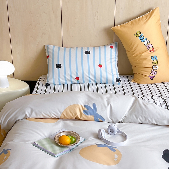 91家纺网 家纺一手货源 找家纺 2024新款40S设计师款全棉大版趣味印花系列四件套 小番茄