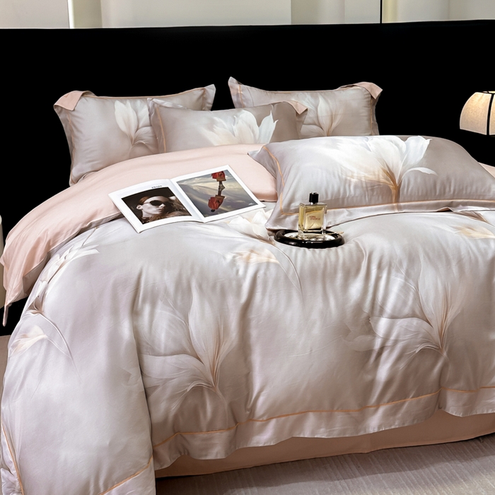 91家纺网 家纺一手货源 找家纺 舒慕 2025新款阳绒天丝棉磨毛数码印花缇芙绒四件套 雨的印记