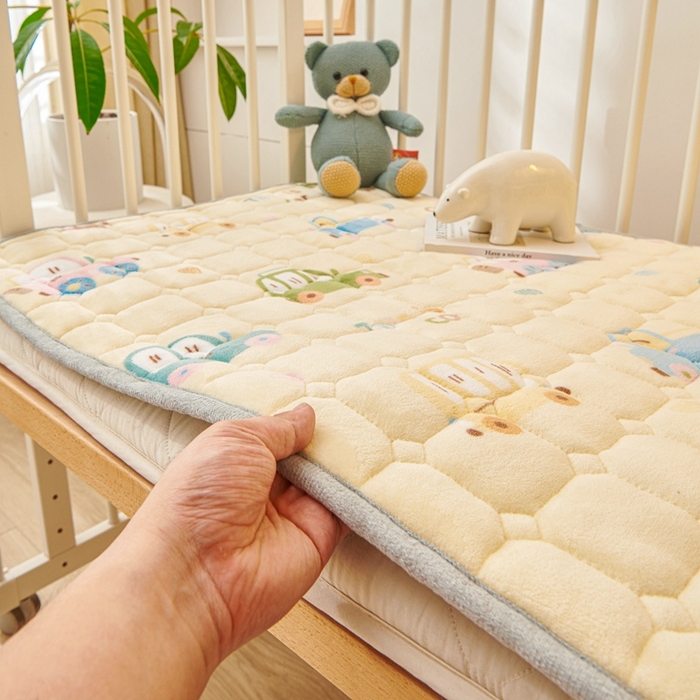 91家纺网 家纺一手货源 找家纺 富馨莱 2024新款牛奶绒幼儿园床垫加厚5D透气 汽车乐园