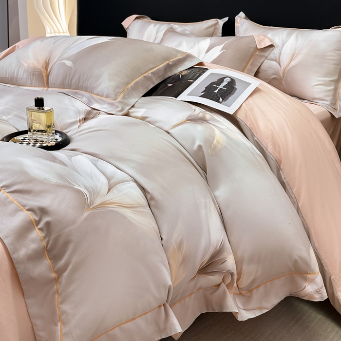 91家纺网 家纺一手货源 找家纺 舒慕 2025新款阳绒天丝棉磨毛数码印花缇芙绒四件套 雨的印记