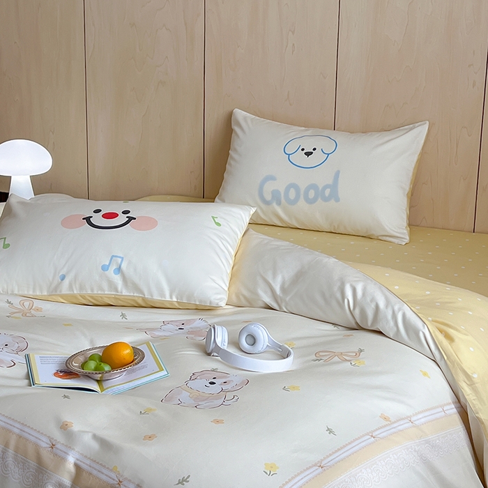 91家纺网 家纺一手货源 找家纺 2024新款40S设计师款全棉大版趣味印花系列四件套 嬉戏时光