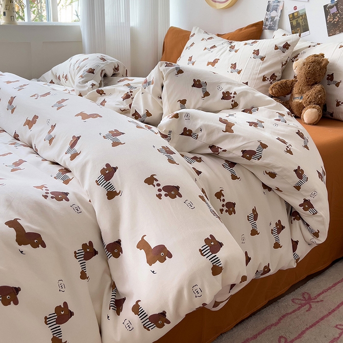 91家纺网 家纺一手货源 找家纺 星巴k家纺 2024新款A类超柔水洗棉印花四件套 腊肠狗狗