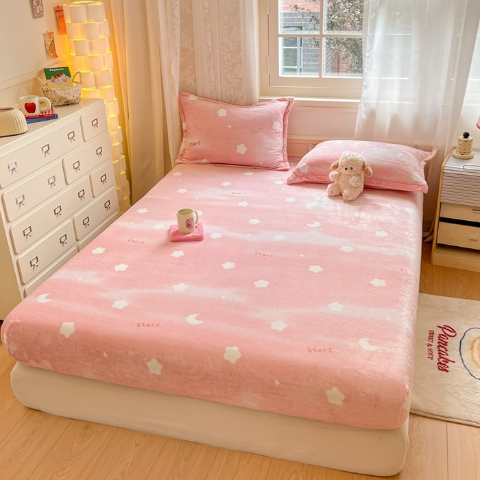 91家纺网 家纺一手货源 找家纺 川悦生活 2024新款加厚牛奶绒印花单床笠 床笠暖星星