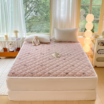 91家纺网 家纺一手货源 找家纺 正邦家纺 2024新款牛奶绒床垫小清新加厚床褥保暖宽包边可机洗床护垫床褥 莫奈