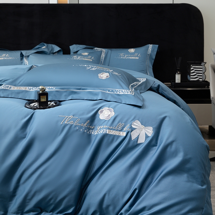 91家纺网 家纺一手货源 找家纺 绒博士 2024新款160支长绒棉四件套-巴黎之约 星耀蓝