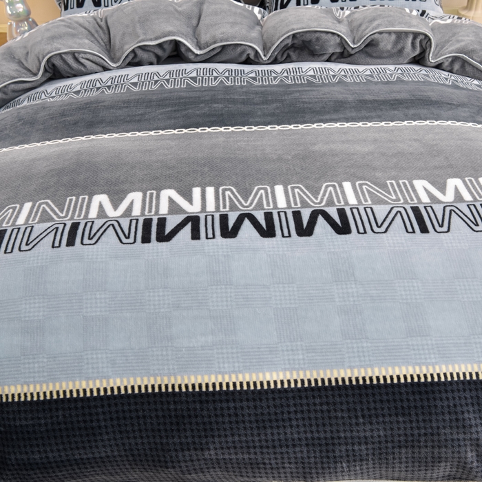 91家纺网 家纺一手货源 找家纺 晚静家纺 2024新款8.5斤牛奶绒金貂法莱绒床裙款保暖绒四件套 迷你MINI