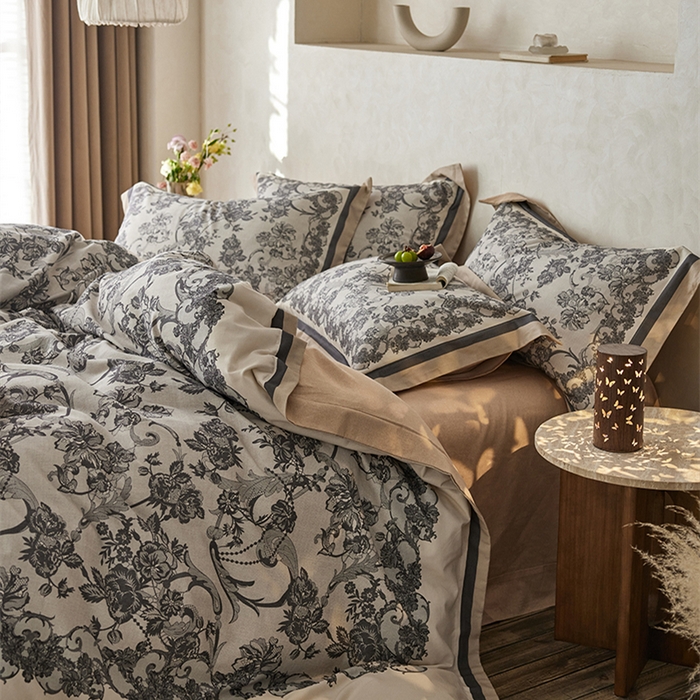 91家纺网 家纺一手货源 找家纺 2024新款全棉磨毛数码印花系列四件套 稚茶-灰