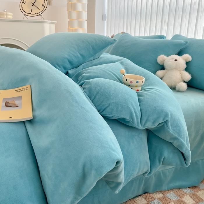 91家纺网 家纺一手货源 找家纺 言熙居 2024新款纯色双拼30克8一9斤牛奶绒四件套 靛蓝