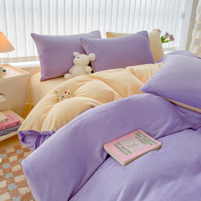 91家纺网 家纺一手货源 找家纺 言熙居 2024新款纯色双拼30克8一9斤牛奶绒四件套 浅紫拼奶黄