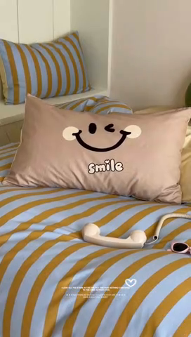 91家纺网 家纺一手货源 找家纺 2024新款40支13372全棉数码大版趣味系列四件套 卡其笑脸