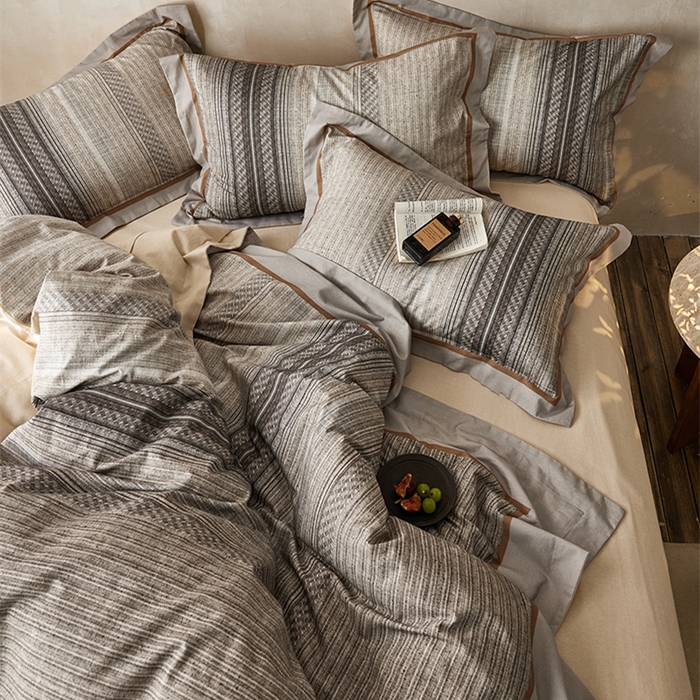 91家纺网 家纺一手货源 找家纺 2024新款全棉磨毛数码印花系列四件套 林音