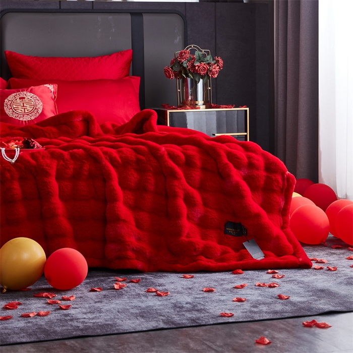 91家纺网 家纺一手货源 找家纺 2025新款仿皮草摩登艺术毛毯毯子子家用毛毛毯毯子四季盖毛毯毯子 艺术大红