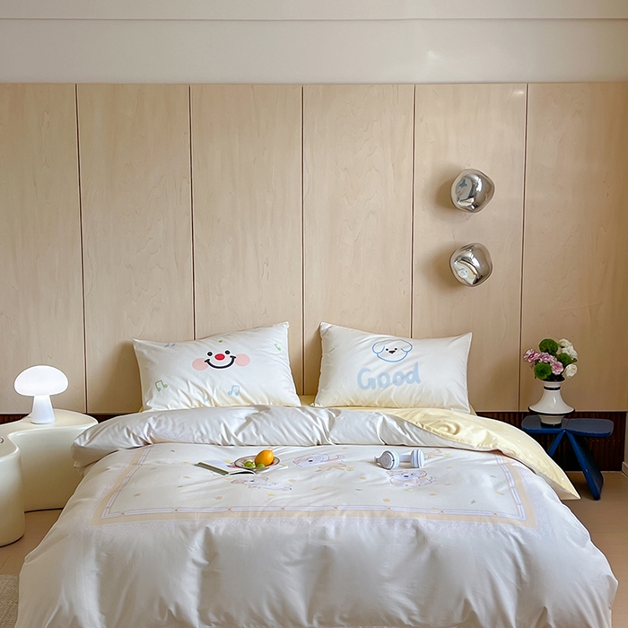 91家纺网 家纺一手货源 找家纺 2024新款40S设计师款全棉大版趣味印花系列四件套 嬉戏时光