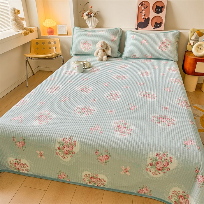 91家纺网 家纺一手货源 找家纺 2024新款全棉卡通印花宝宝绒双拼床盖床垫 心心相印