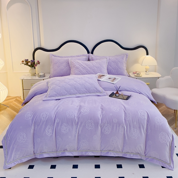 91家纺网 家纺一手货源 找家纺 优乐家纺 2025新款高克重宝宝绒夹棉床盖系列单枕套 爱丽丝-浪漫紫