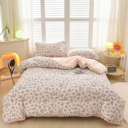 91家纺网 家纺一手货源 找家纺 （总）圣靓家纺 2025新款加厚保暖云朵棉毛球冬被