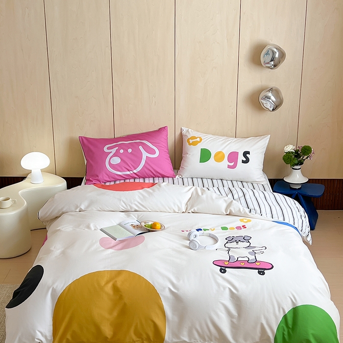 91家纺网 家纺一手货源 找家纺 2024新款40S设计师款全棉大版趣味印花系列四件套 滑板小狗