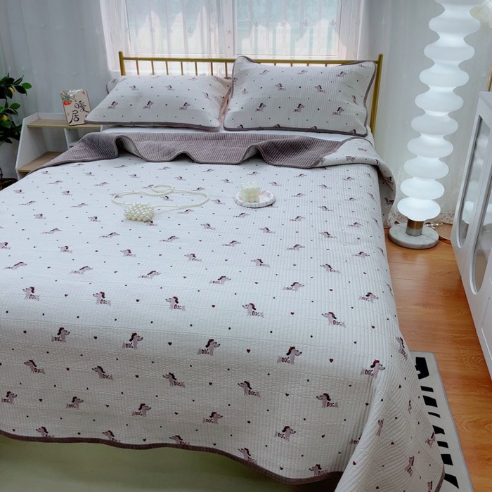 91家纺网 家纺一手货源 找家纺 2024新款棉加绒双面两用四季款床盖三件套 波比狗