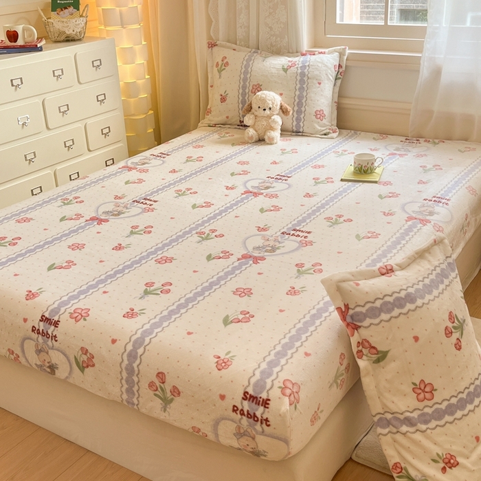 91家纺网 家纺一手货源 找家纺 川悦生活 2024新款加厚牛奶绒印花单床笠 床笠花意小兔