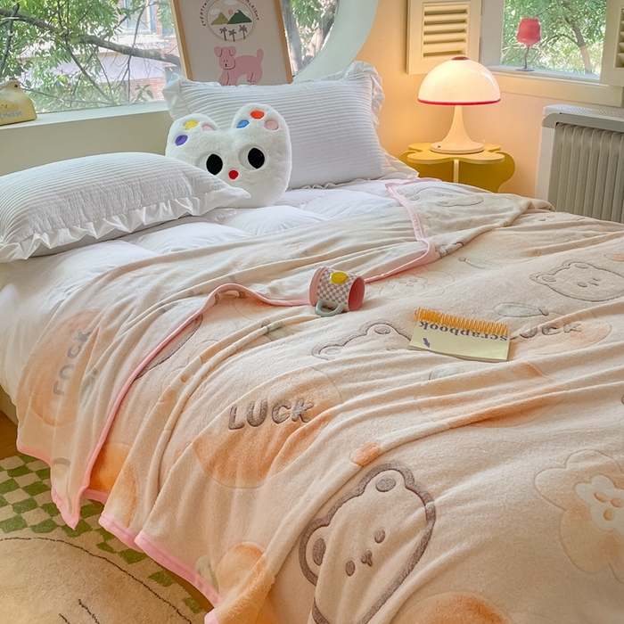 91家纺网 家纺一手货源 找家纺 慕尚家纺 2025新款高克重加厚雪花绒毛毯毯子 桔子熊