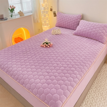 梦舒羽 2025新款牛奶绒夹棉床笠三件套床罩床单床盖护垫套 香芋紫