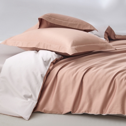 轩和家居 2024新款简约纯色50s长绒棉贡缎四件套 罗卡芙+迷雾灰