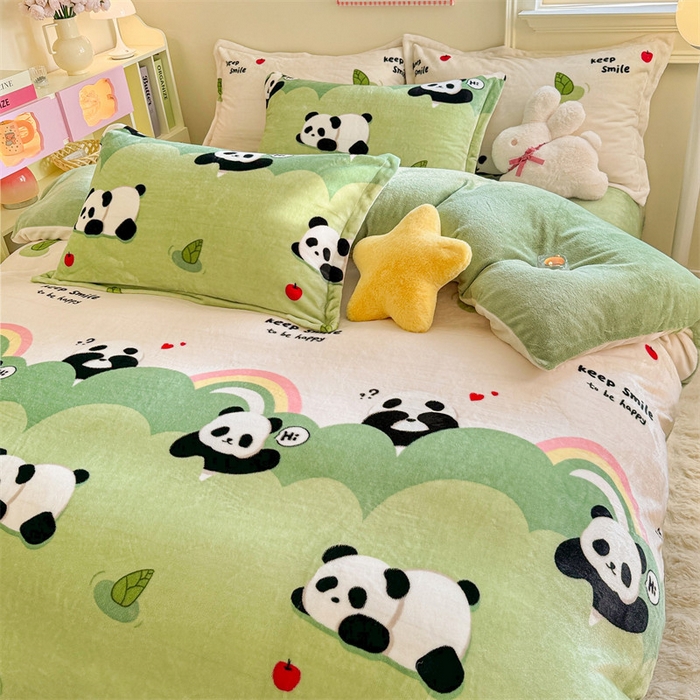 91家纺网 家纺一手货源 找家纺 名兮 2024新款卡通时尚风高克重牛奶绒四件套 彩虹熊猫-果绿