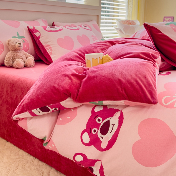 91家纺网 家纺一手货源 找家纺 清雅福 2024新款小清新ins棉加绒印花四件套系列-棉绒风格一 棉绒甜心熊