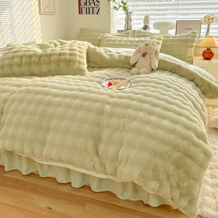 91家纺网 家纺一手货源 找家纺 欧冠家纺 2024秋冬新款纯色泡泡绒和七彩泡泡床裙款四件套 泡泡-抹茶绿