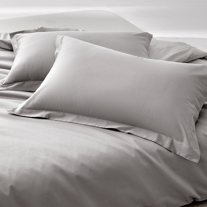 91家纺网 家纺一手货源 找家纺 轩和家居 2024新款简约纯色50s长绒棉贡缎四件套 雅士灰+迷雾灰