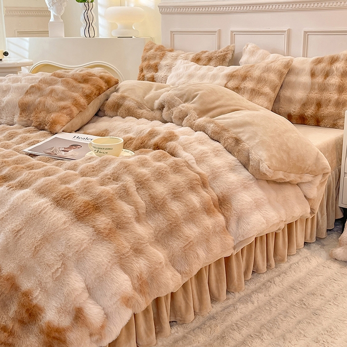 91家纺网 家纺一手货源 找家纺 欧冠家纺 2024秋冬新款纯色泡泡绒和七彩泡泡床裙款四件套 七彩-奶咖色