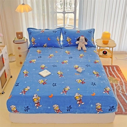 91家纺网 家纺一手货源 找家纺 （总）名兮 2024新款经典奥特曼-三丽鸥高克重牛奶绒床笠