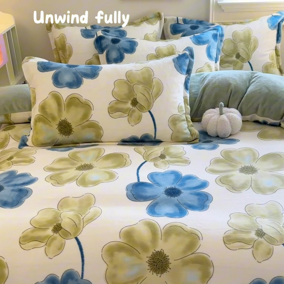 91家纺网 家纺一手货源 找家纺 名兮 2024新款卡通时尚风高克重牛奶绒四件套 卡罗