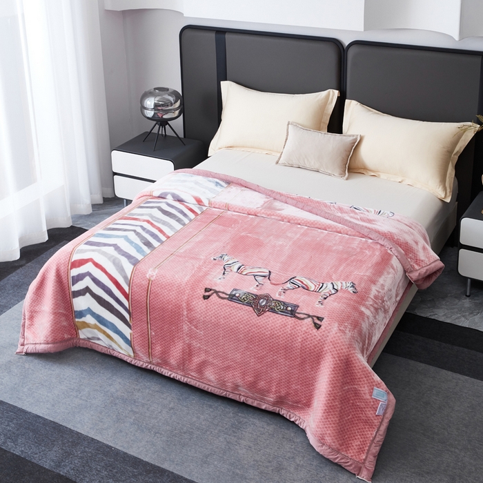 91家纺网 家纺一手货源 找家纺 凯轩毛毛毯毯子网销专供 2024新款新中式大版印花双层云毛毯毯子 双马